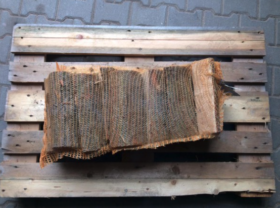 1 Sack Kaminholz Eiche trocken (kammergetrocknet), 22dm³