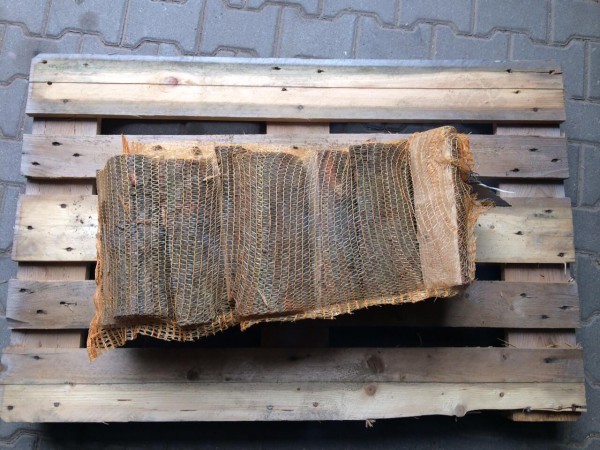 1 Sack Kaminholz Eiche trocken, 22dm³